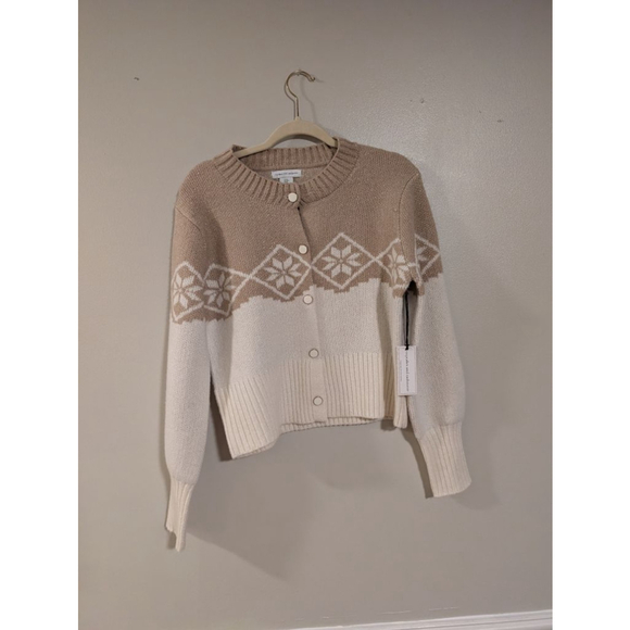cupcakes & cashmere Sweaters - Women's Cupcakes and Cashmere Beige & White Snowflake Cardigan‎ M
